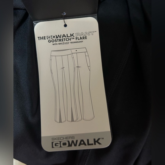 NWT Sketchers, never worn women’s casual or athletic pants with pockets. - Picture 11 of 14